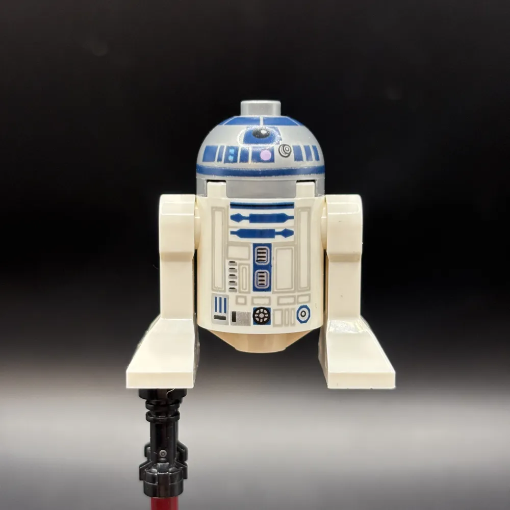 Astromech Droid, R2-D2 - Flat Silver Head, Lavender Dots and Small Receptor