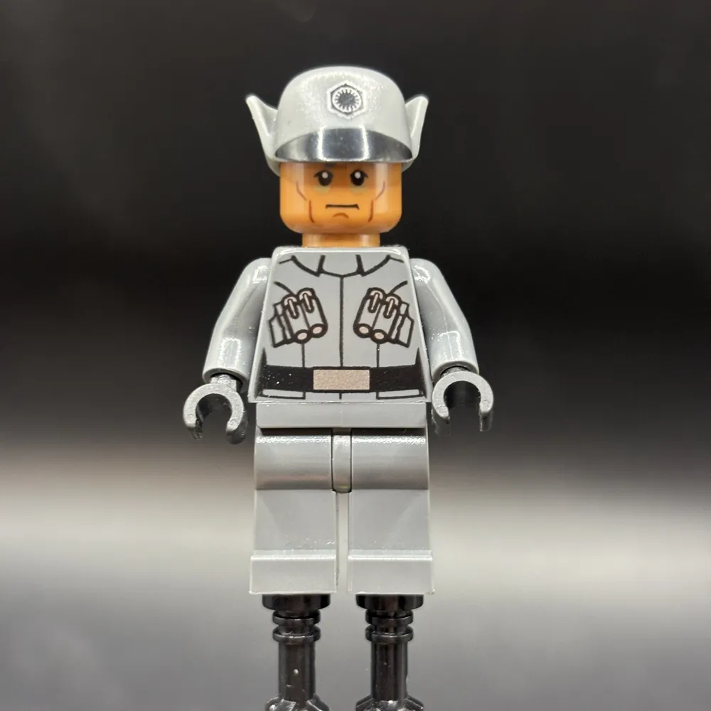 First Order Officer (Lieutenant / Captain) - Male