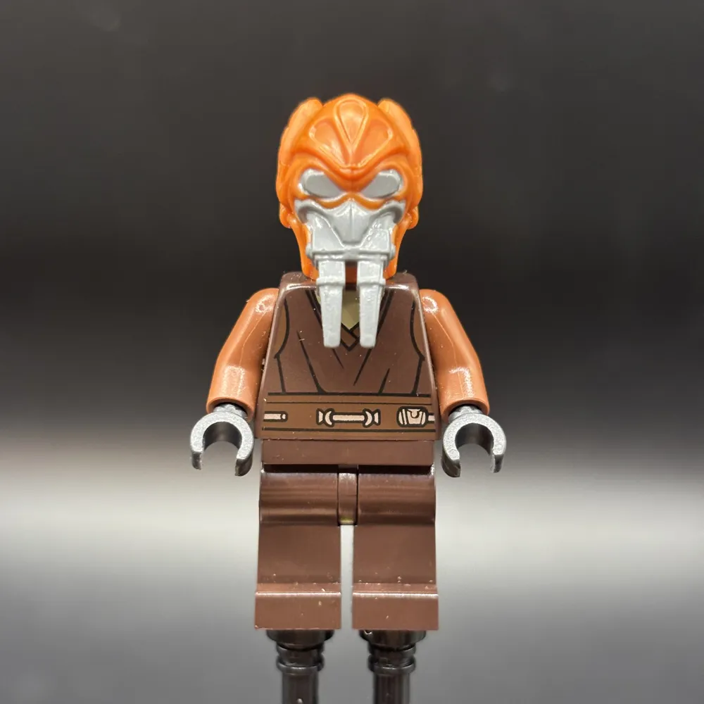 Plo Koon - Dark Brown Robe, Dark Tan Shirt