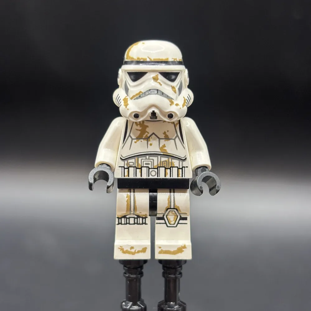 Sandtrooper - White Pauldron, Survival Backpack, Dirt Stains, Balaclava Head Print and Helmet with Dotted Mouth Pattern