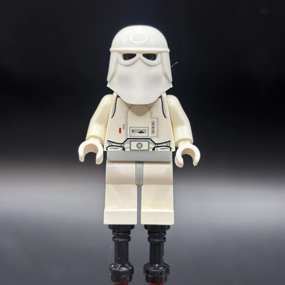 Snowtrooper, Light Gray Hips, White Hands